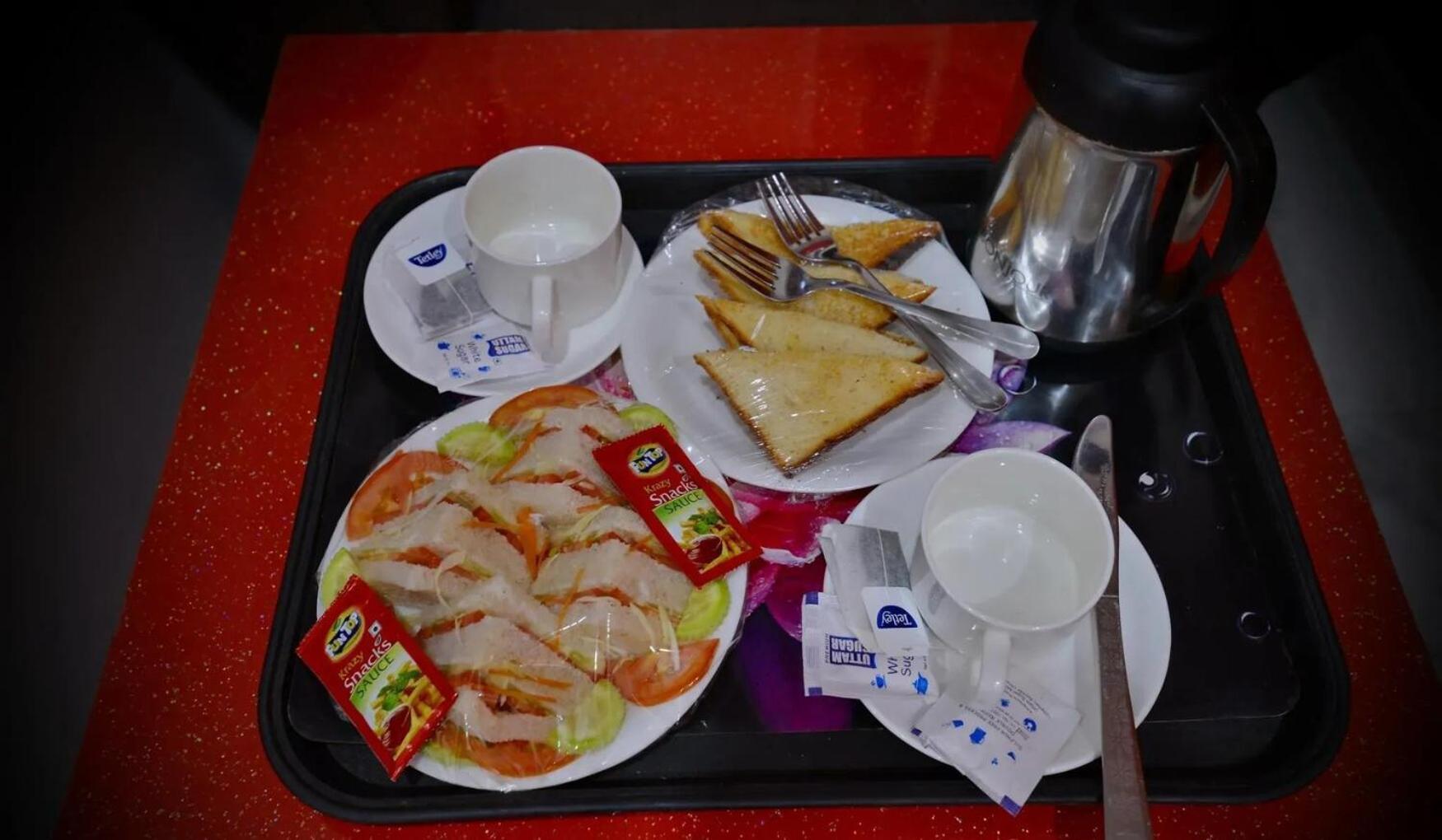 Glace Stay Inn Near Igi Airport Нью-Дели Экстерьер фото