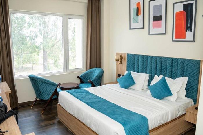 Glace Stay Inn Near Igi Airport Нью-Дели Экстерьер фото